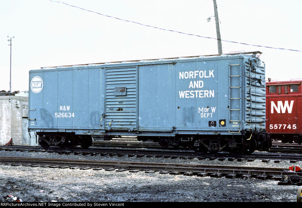 Norfolk & Western MW box #526634 on ex ACY track.